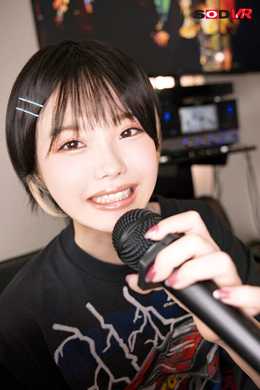 松本いちか - 【VR】ビジュ最高女子のいちかちゃん カラオケで酔って寝てるサークルのみんなにバレないようにドちゃくそセックスした… #ボーイッシュ #カラオケSEX 松本いちか